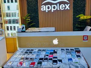 Apple iPhone 15 Display Guarantee🔥 (Used)