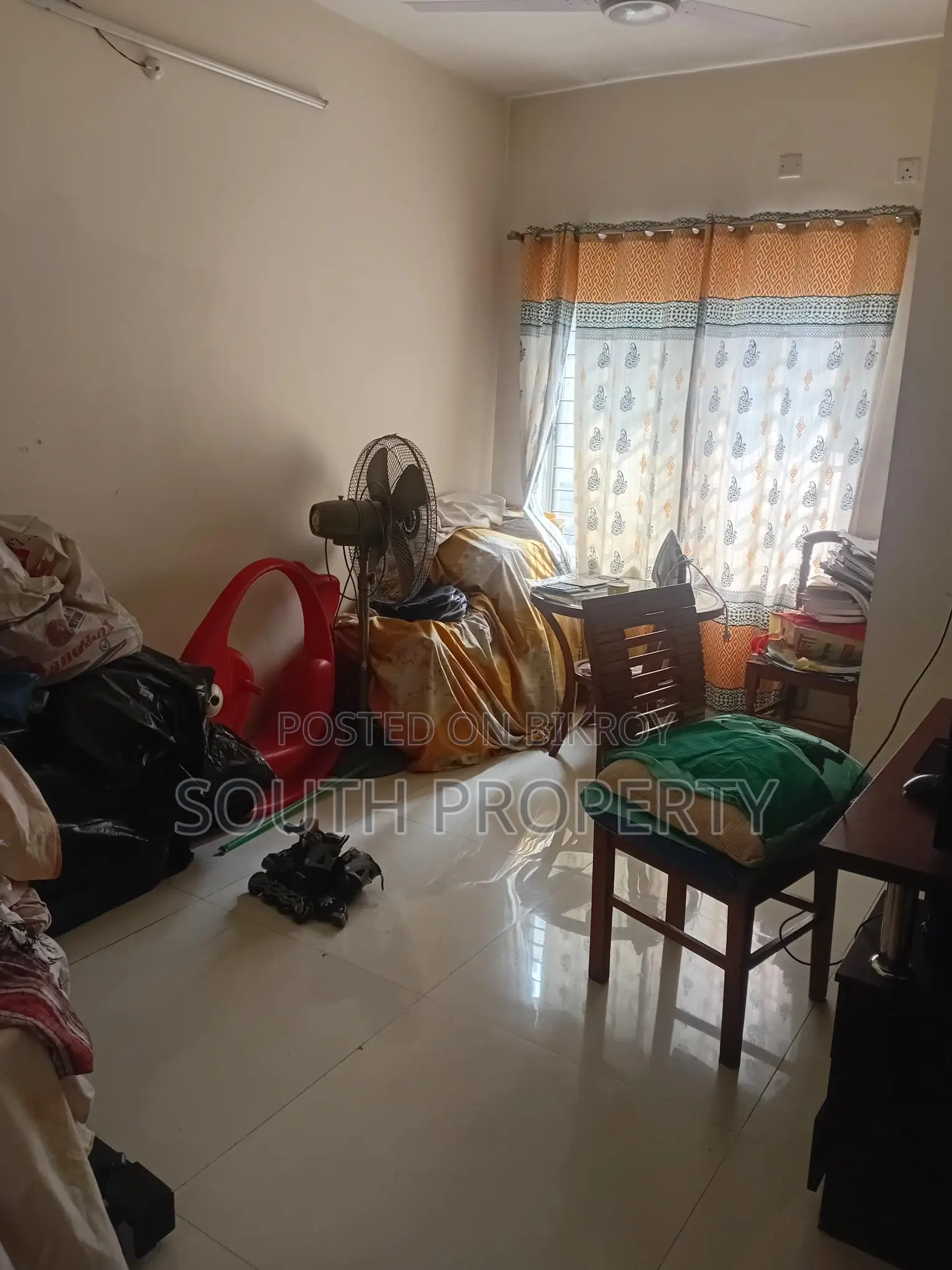Ready used 2400 sft flat sale at Malibagh, Dhaka