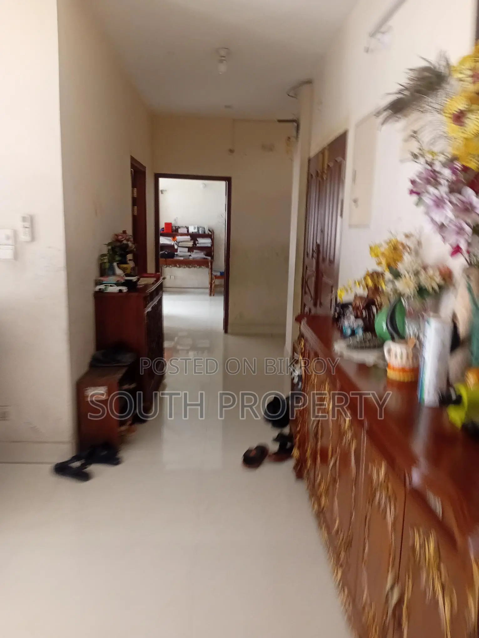 Ready used 2400 sft flat sale at Malibagh, Dhaka