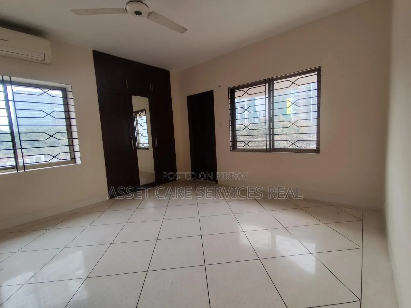 3000-Sqft 4-Bedroom Semi-Furnished Apartment for Rent in North Gulshan