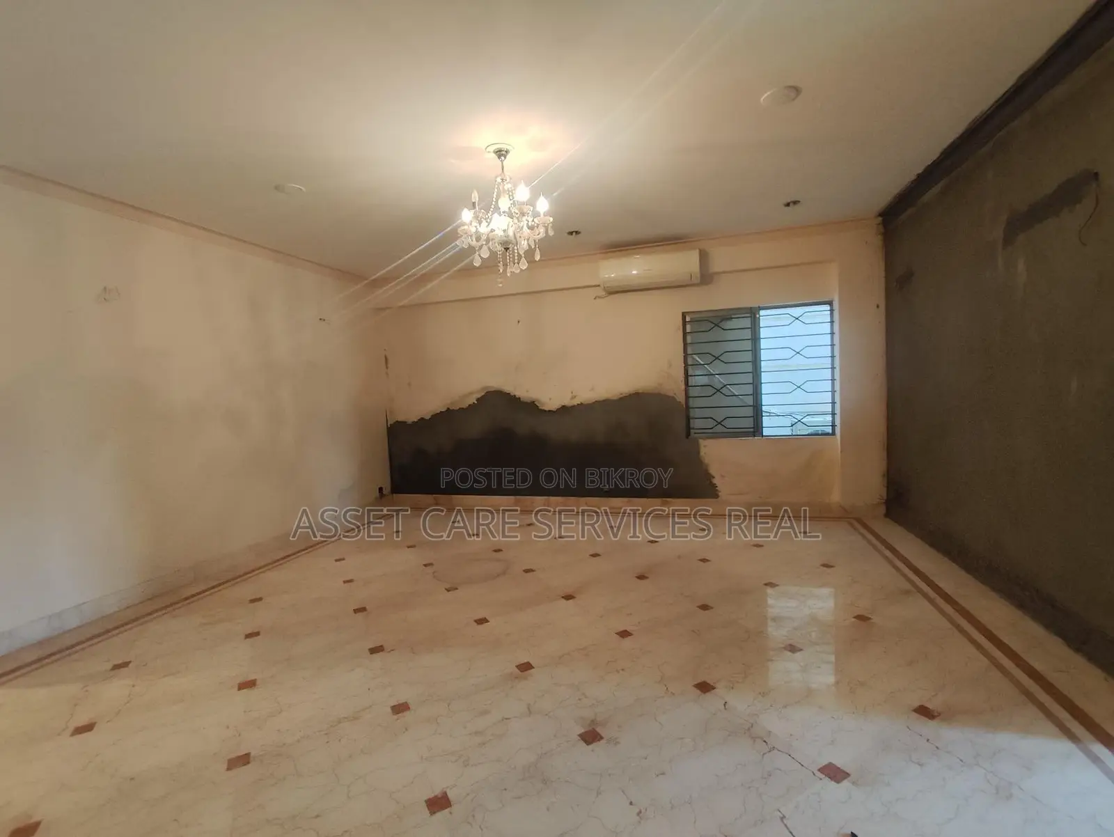 3000-Sqft 4-Bedroom Semi-Furnished Apartment for Rent in North Gulshan