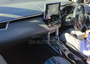 Toyota Corolla Cross Z Red Wine Hardtop 2021