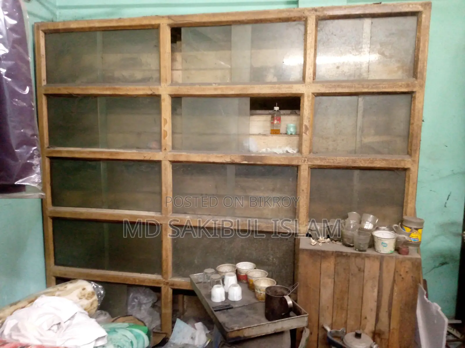 মুদি দোকানের ডিসপ্লে রেক