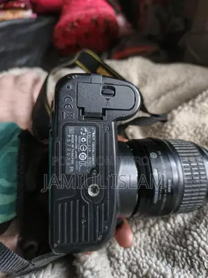Nikon D3100 for sell