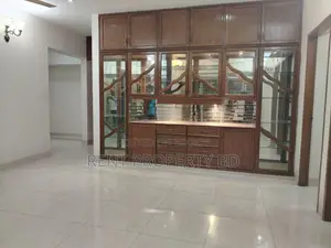 Unfurnished Flat For Rent in Gulshan 2 North