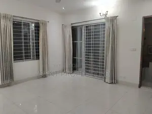 Unfurnished Flat For Rent in Gulshan 2 North