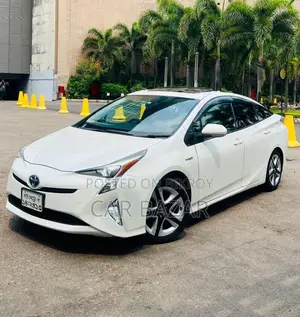 Toyota Prius G Tourning Sunroof 2016