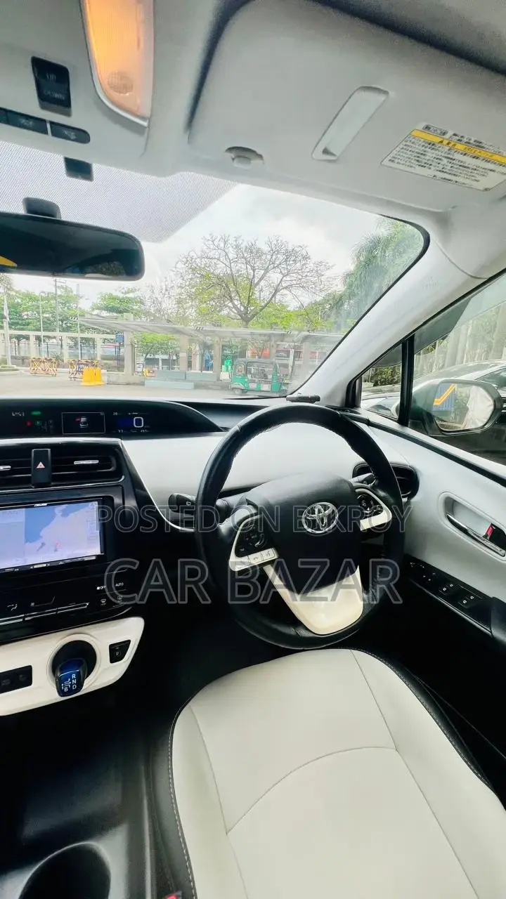 Toyota Prius G Tourning Sunroof 2016