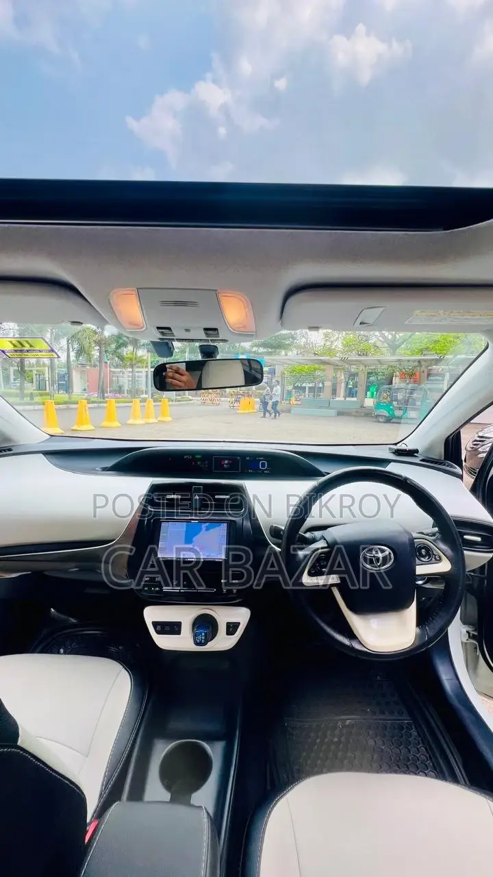 Toyota Prius G Tourning Sunroof 2016