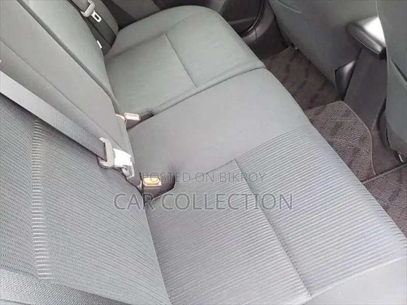 Toyota Premio FL 2020