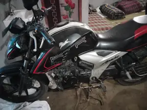TVS Apache RTR 160 2022