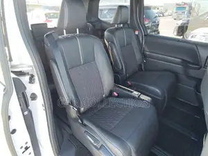 Toyota Noah S-Z 2023