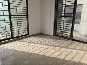 Rent Apartment 4-Bedroom 2 Carpark Gulshan