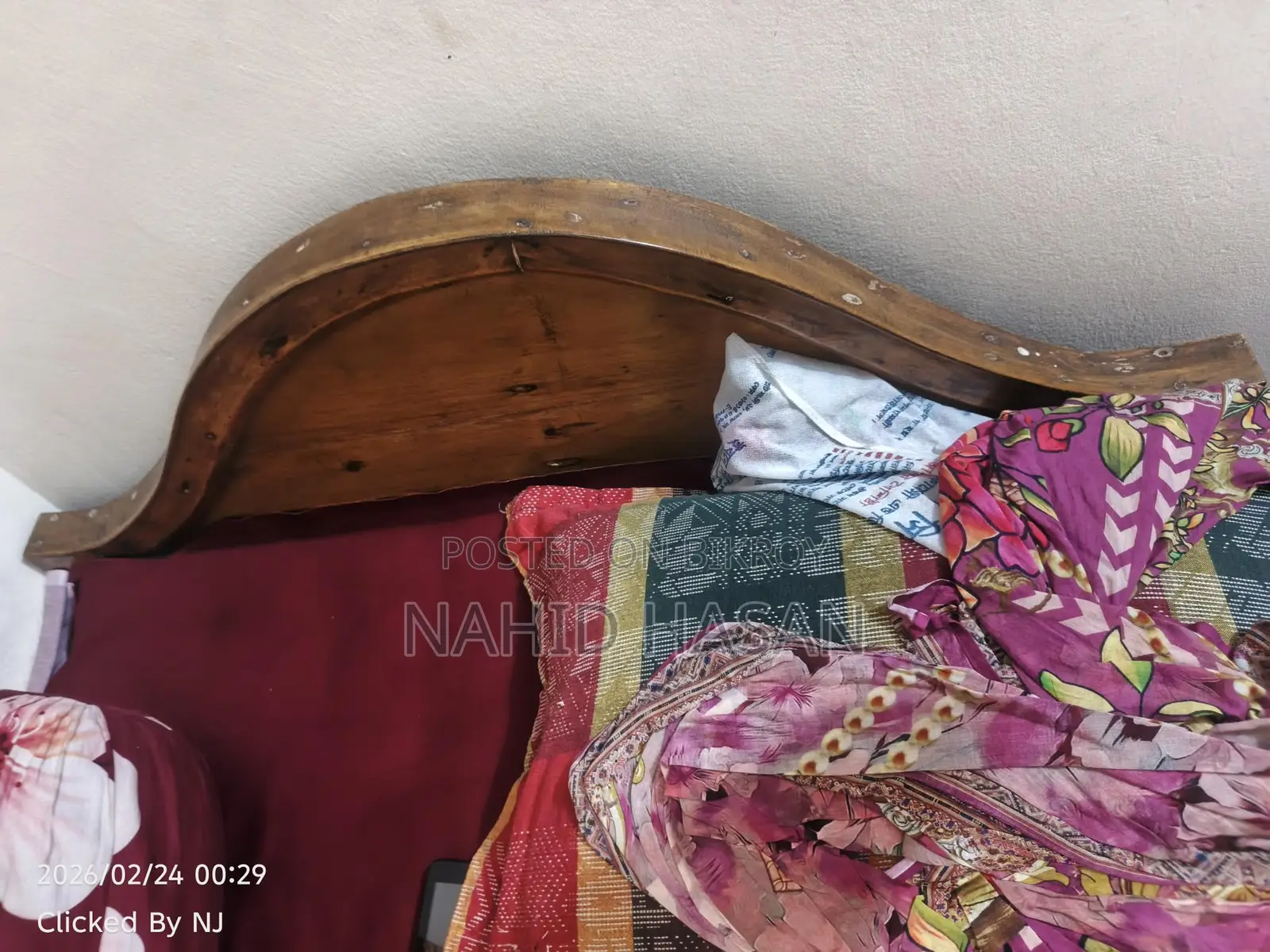 সেগুন কাঠের খাট