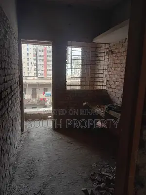 ঢাকার শেওড়াপাড়ায় ১৩৫০ বর্গফুটের রেডি ফ্ল্যাট বিক্রয় হবে।