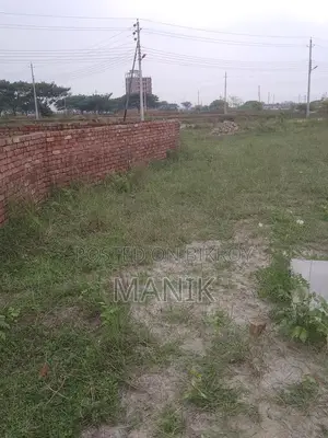 3 Katha plot in N Block for urgent sale, direct from owner
