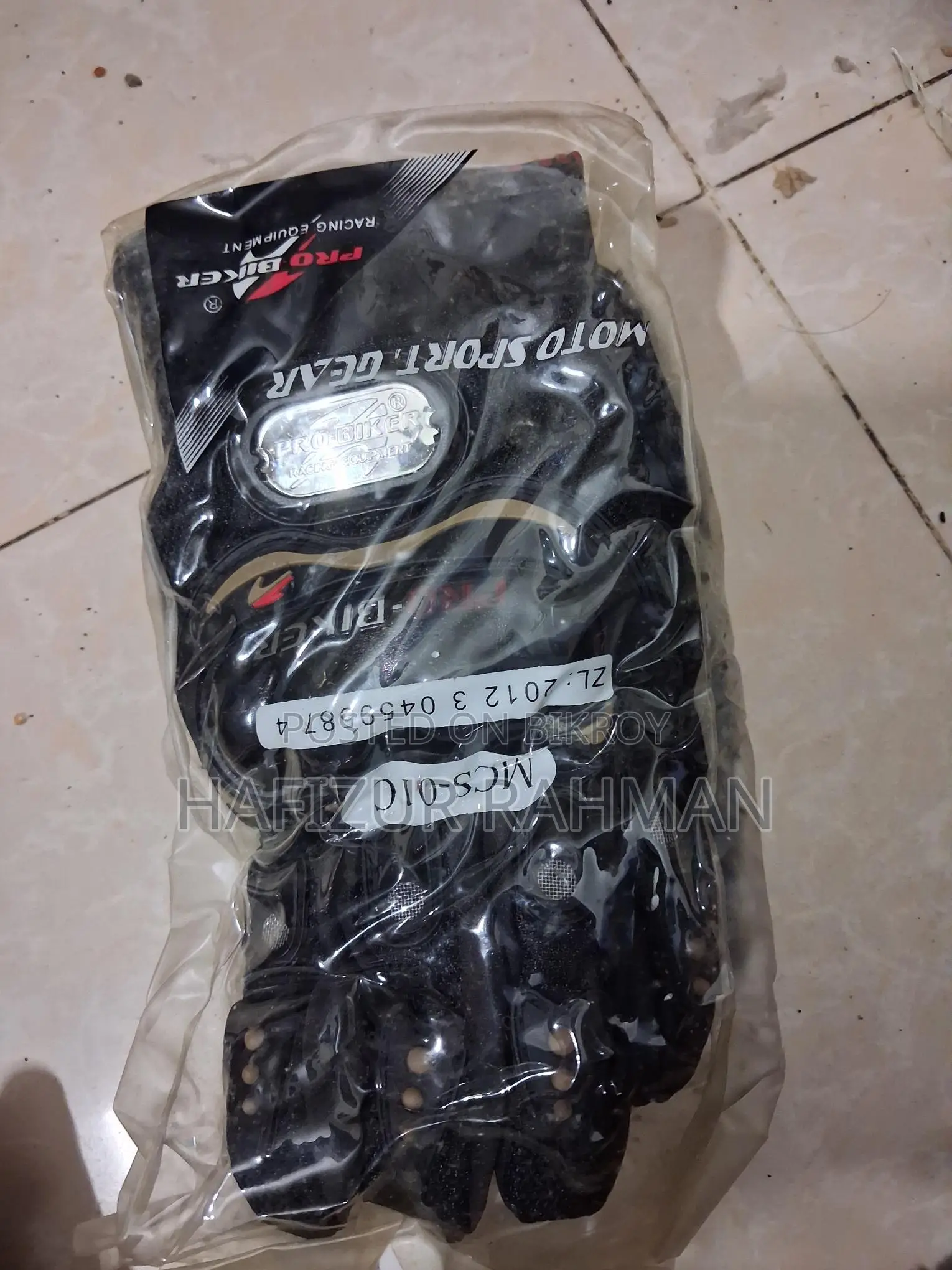 Hand Gloves