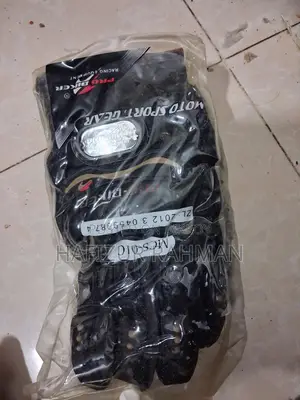 Hand Gloves