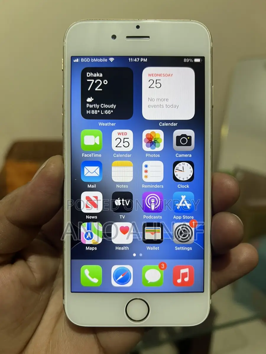 Apple iPhone 6S . (Used)