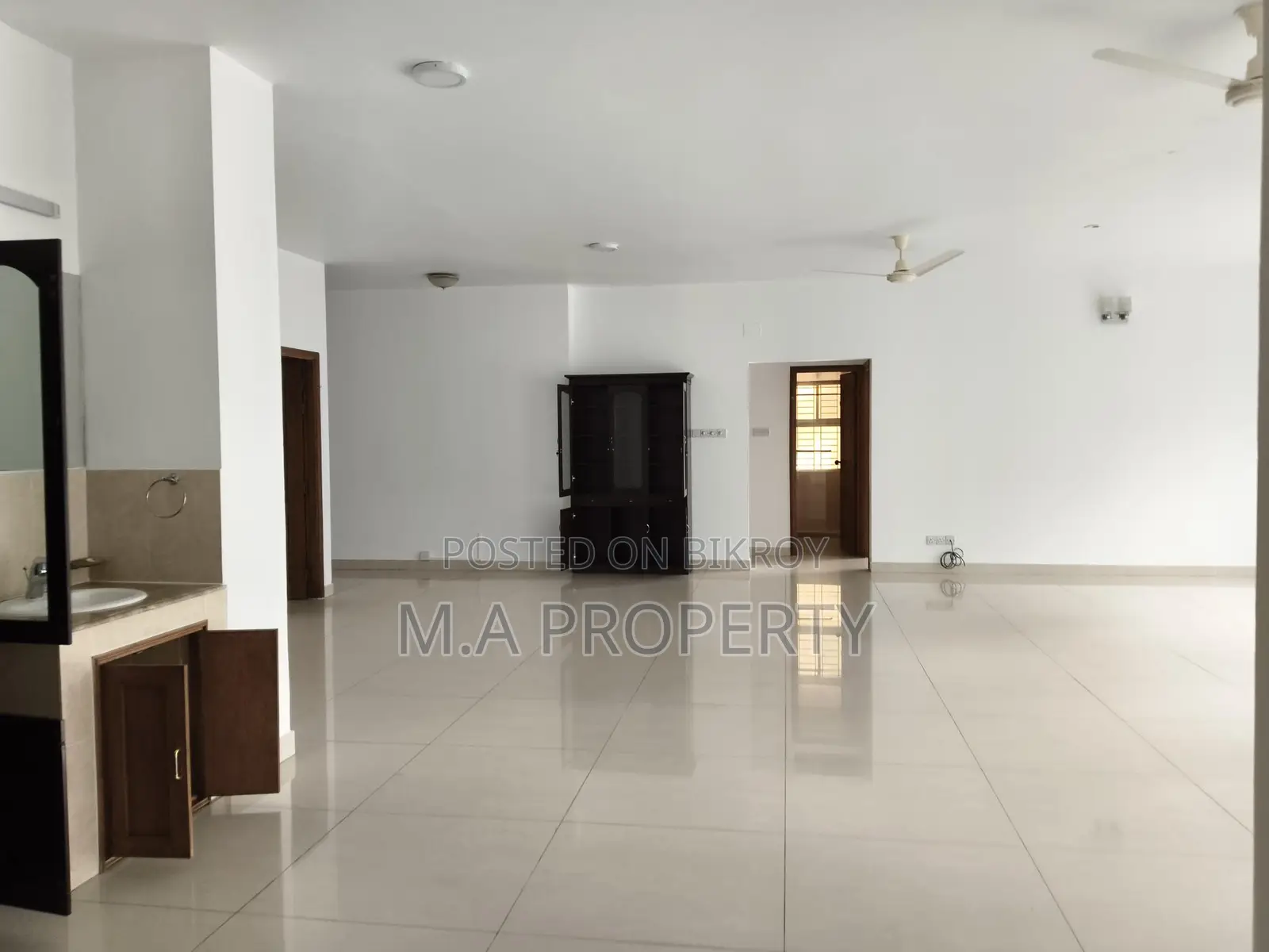 Brand New Building 4-Bedroom Apartment Rent Gym+Swimming