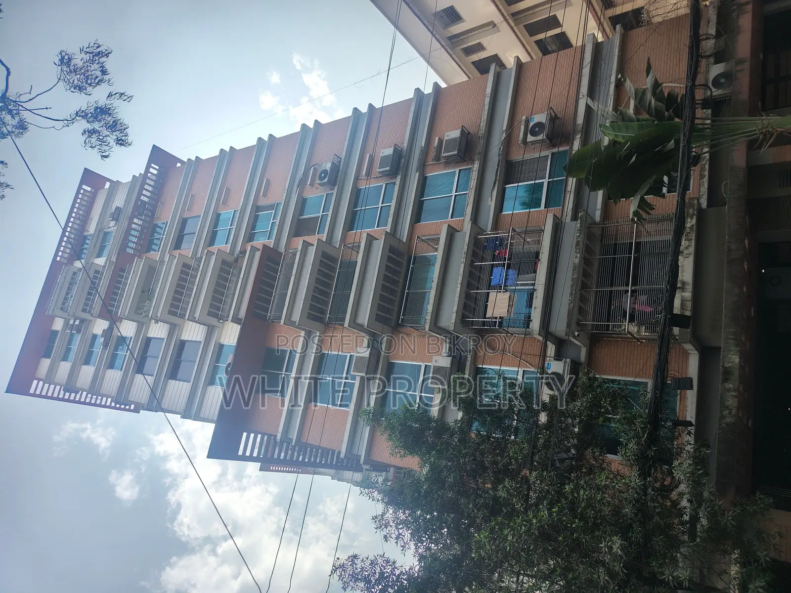 গুলশান ২, রোড ১১২-এ বিলাসবহুল অ্যাপার্টমেন্ট বিক্রয়