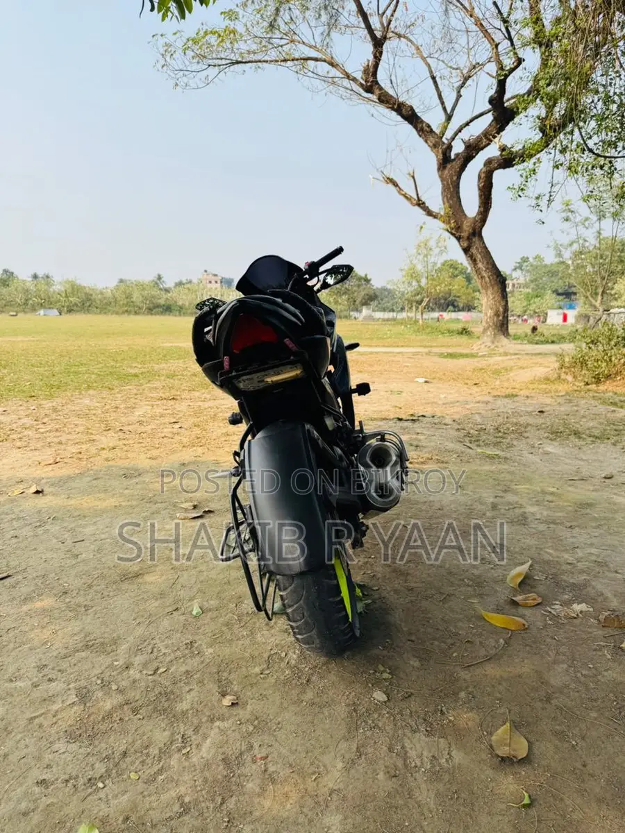 Suzuki Gixxer SF 2017 Black