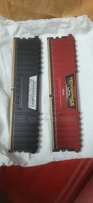 Corsair 4GB DDR4 2400 MHz RAM (2 Pcs.)