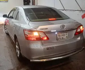 Toyota Premio 2010 Silver