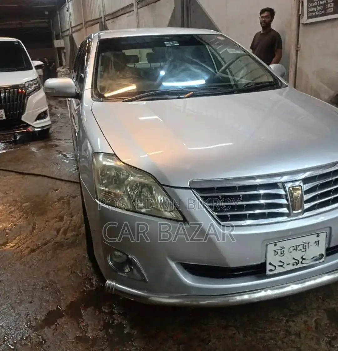 Toyota Premio 2010 Silver