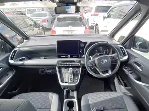 Toyota Voxy S-Z PACKAGE 2023