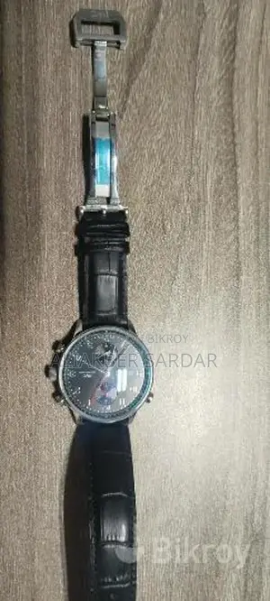 Analogue Watch for sale