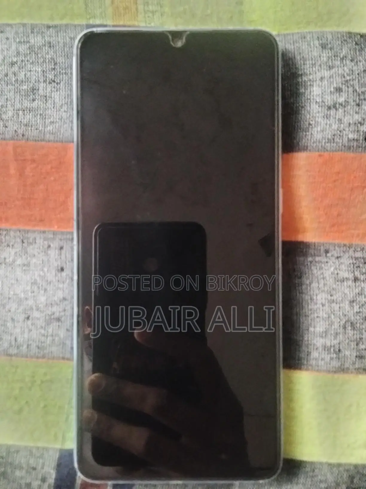Samsung Galaxy A33 . (Used)