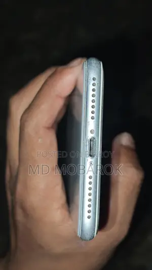 Apple iPhone 8 Plus (Used)