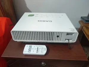 Casio Xj-m156 3000 Lumens Laser Highbreed Led Projector