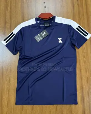 এই Premium Round Neak T-shirt আপনাকে দিবে স্মার্ট ও ক্লাসি ফিল