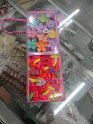 বাচ্চদের মাথার তুলি ও কাকড়া