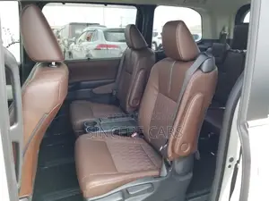 Toyota Noah Z HYB BROWN LEATHER 2022
