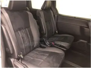 Toyota Esquire GI PREMIUM 2020