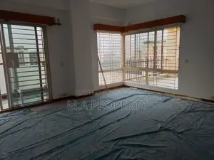 Duplex Apartment 5600sqft 4-Bedroom 2-Carpark Gulshan North