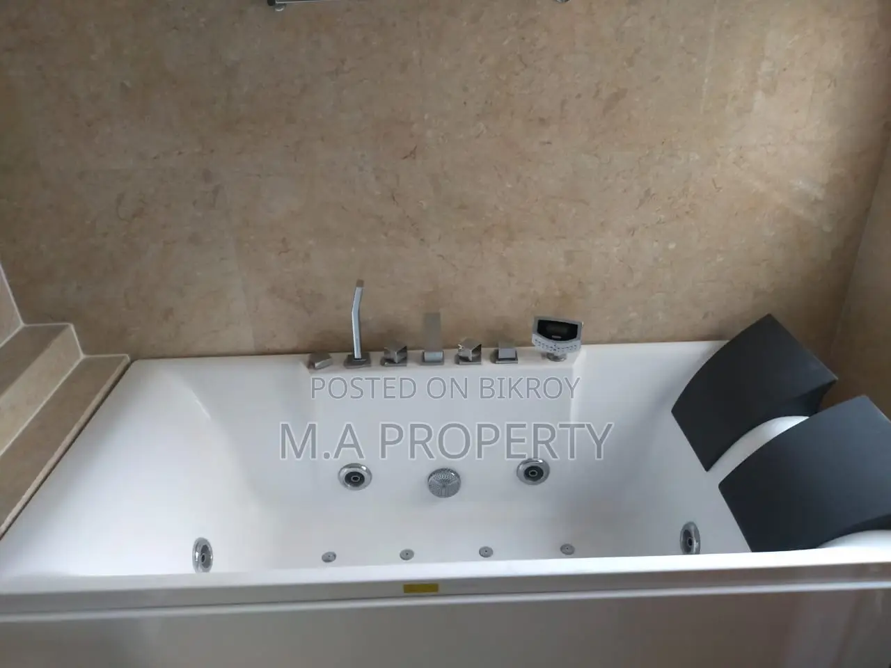 Duplex Apartment 5600sqft 4-Bedroom 2-Carpark Gulshan North
