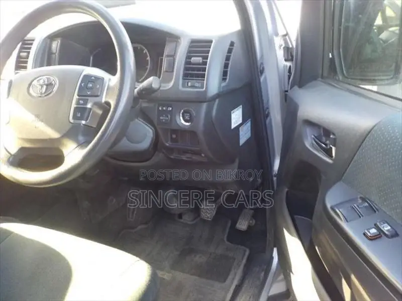 Toyota Hiace SUPER GL LED 2021