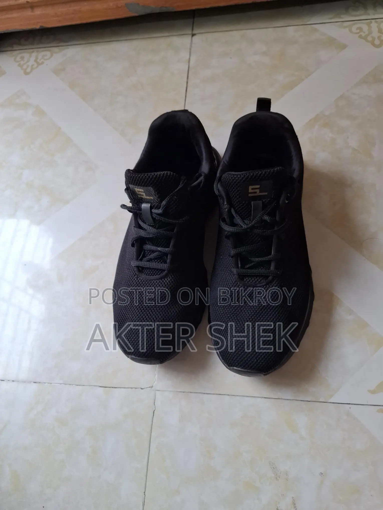 Sneakers Sell