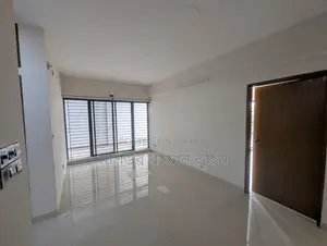 উত্তরায় ২৪০০ স্কয়ার ফিটের রেডি ফ্ল্যাট বিক্রয় হইবে
