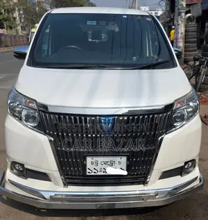 Toyota Esquire Noah Gi Hybrid Pkg 2017