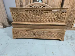 নতুন মডেলের ফার্নিচার