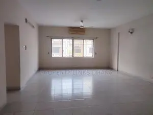 Park View Luxurious Semi Furnished Flat at North Gulshan