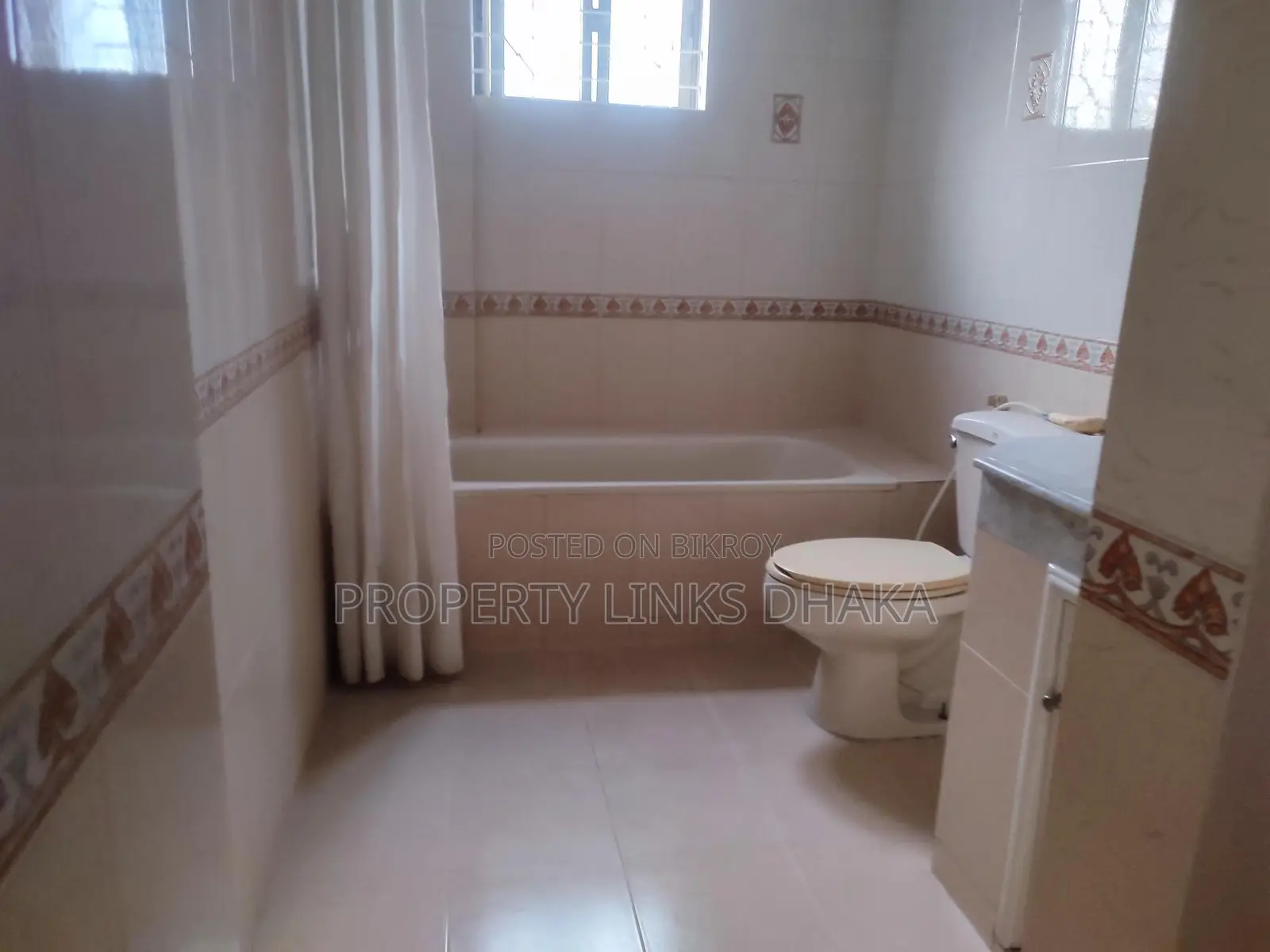 Park View Luxurious Semi Furnished Flat at North Gulshan