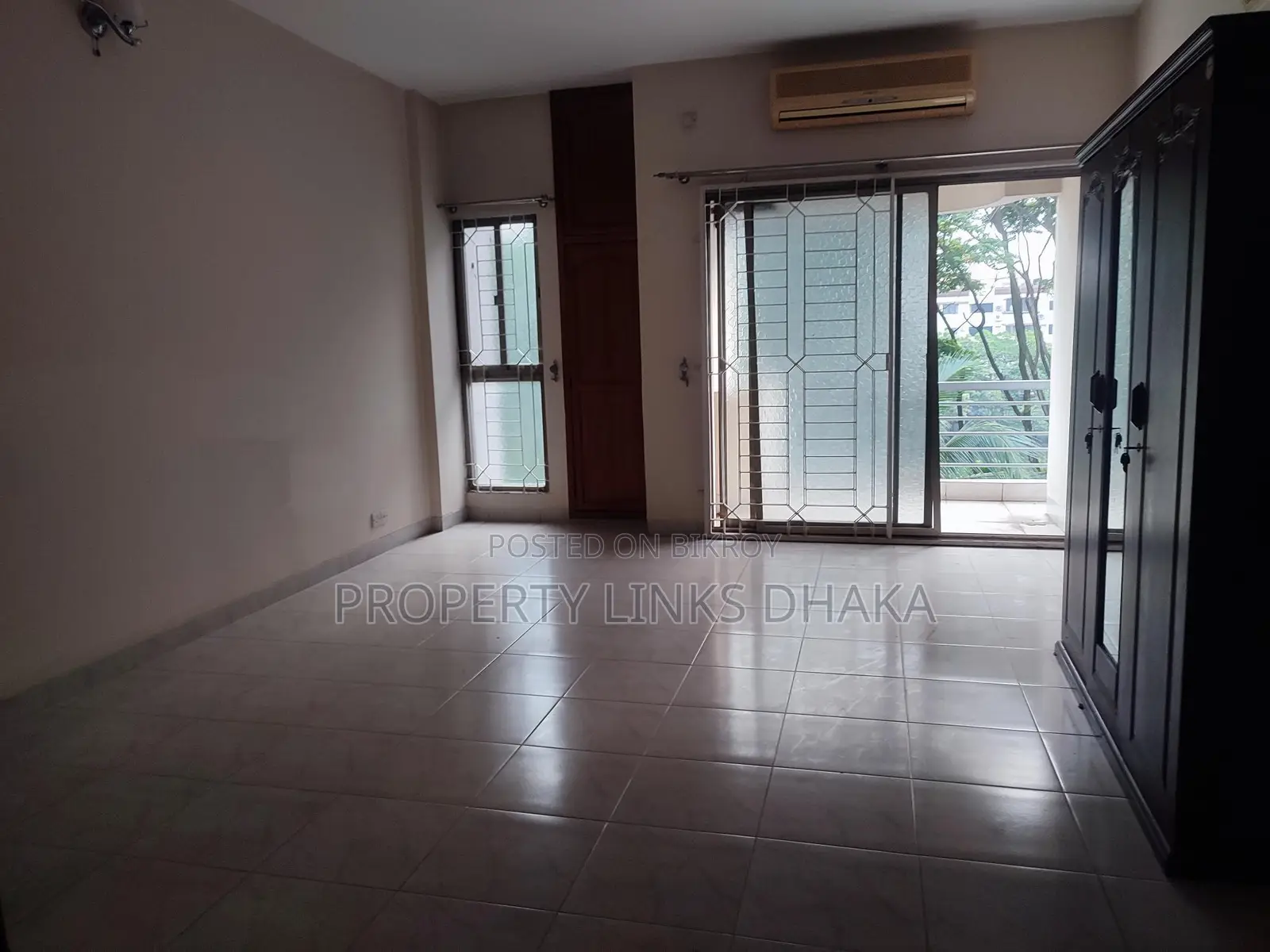 Park View Luxurious Semi Furnished Flat at North Gulshan