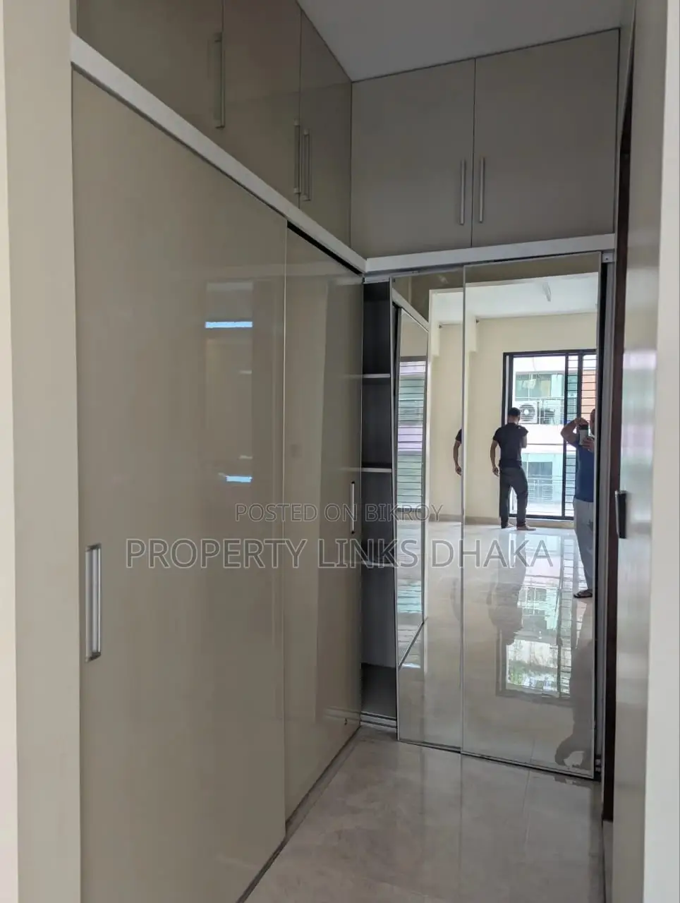 Unfurnished flat for Rent in Gulshan