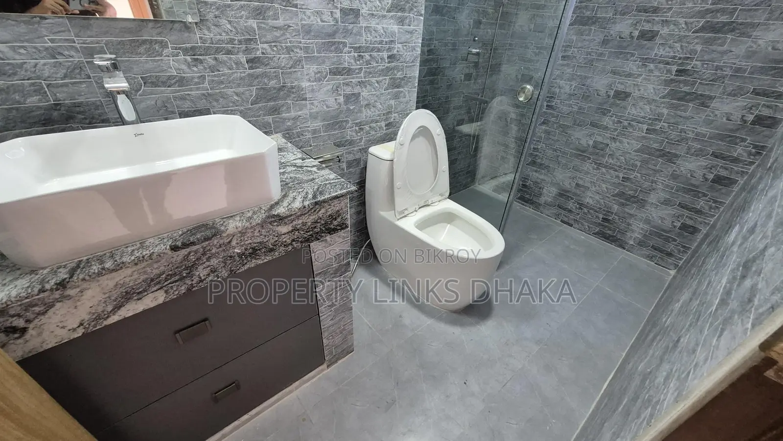 Unfurnished flat for Rent in Gulshan